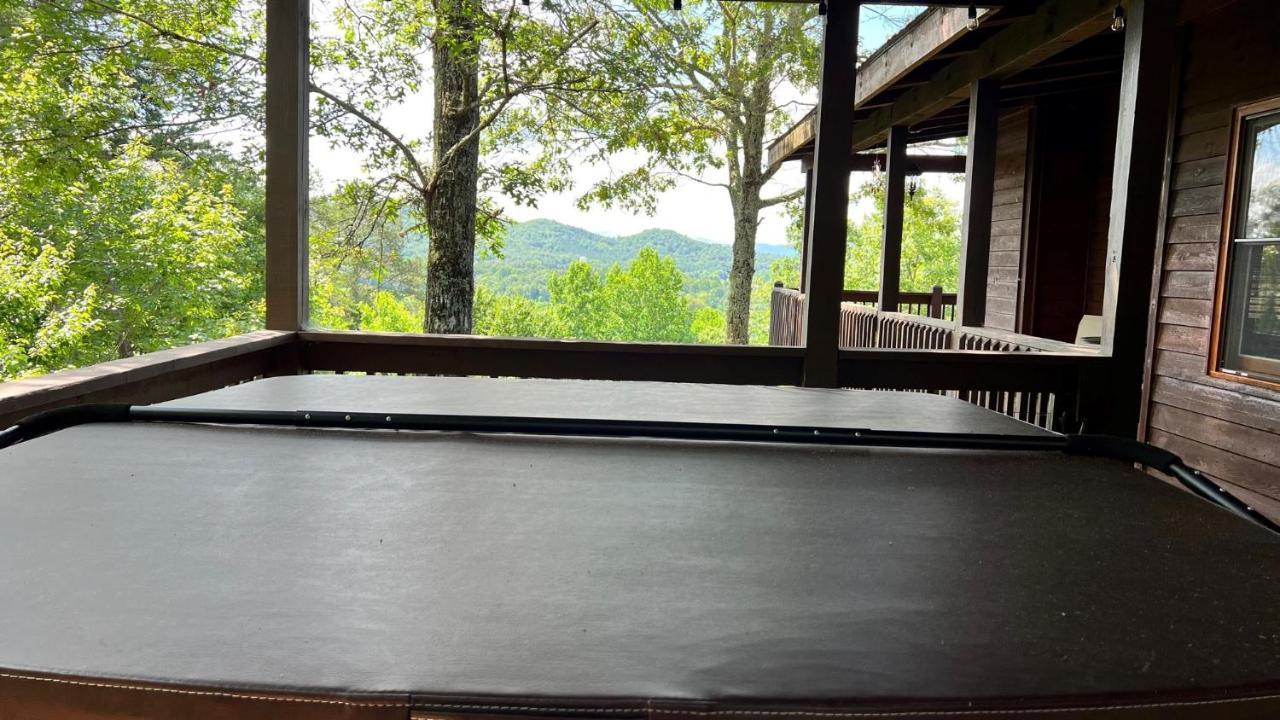 Mistletoe Cabin- Private Cabin W Views, Hottub, Pet Friendly Murphy Εξωτερικό φωτογραφία