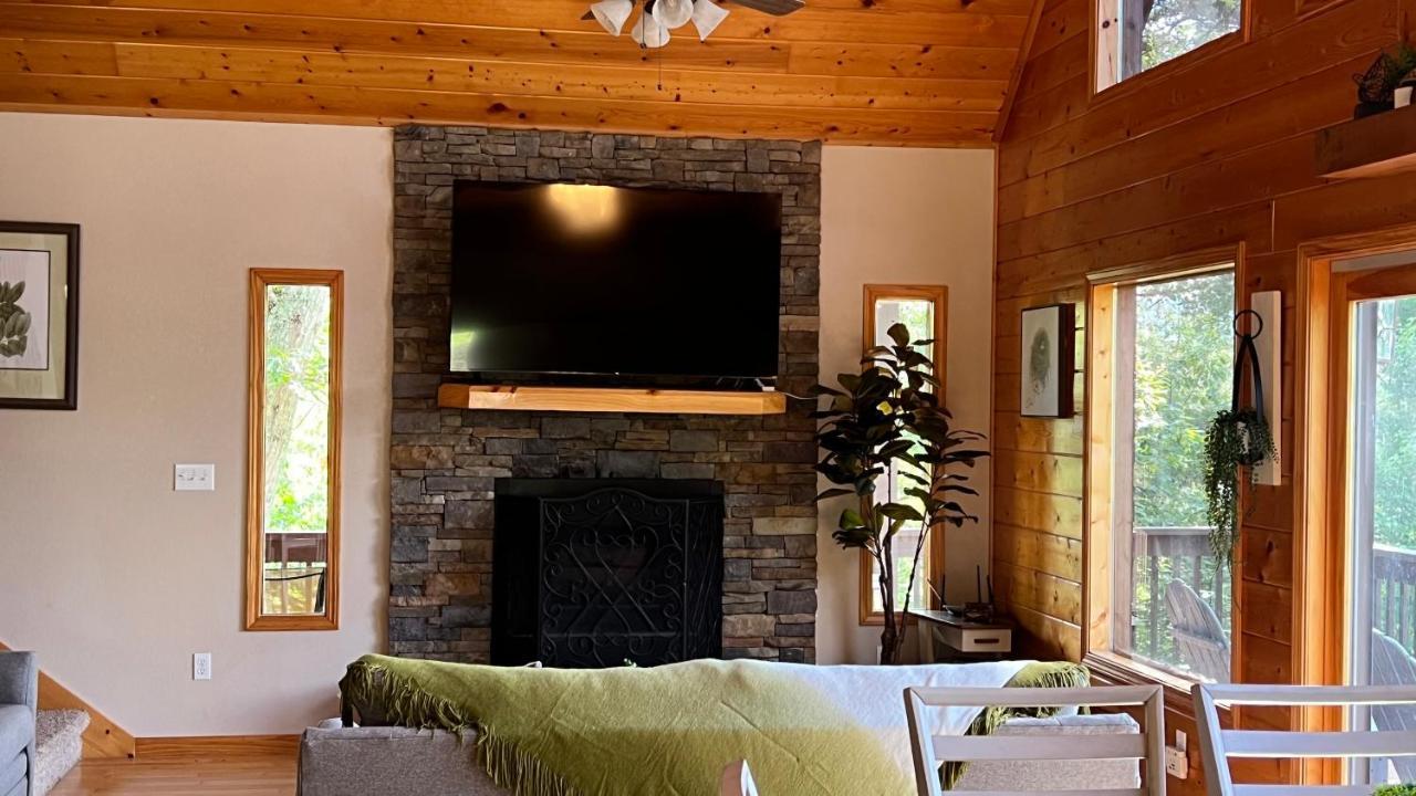 Mistletoe Cabin- Private Cabin W Views, Hottub, Pet Friendly Murphy Εξωτερικό φωτογραφία