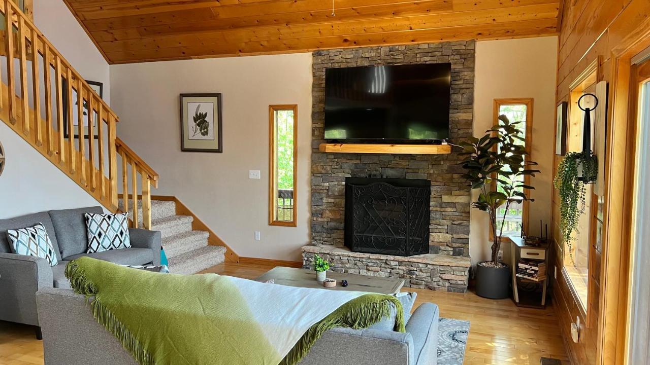 Mistletoe Cabin- Private Cabin W Views, Hottub, Pet Friendly Murphy Εξωτερικό φωτογραφία