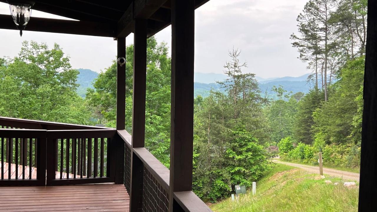 Mistletoe Cabin- Private Cabin W Views, Hottub, Pet Friendly Murphy Εξωτερικό φωτογραφία